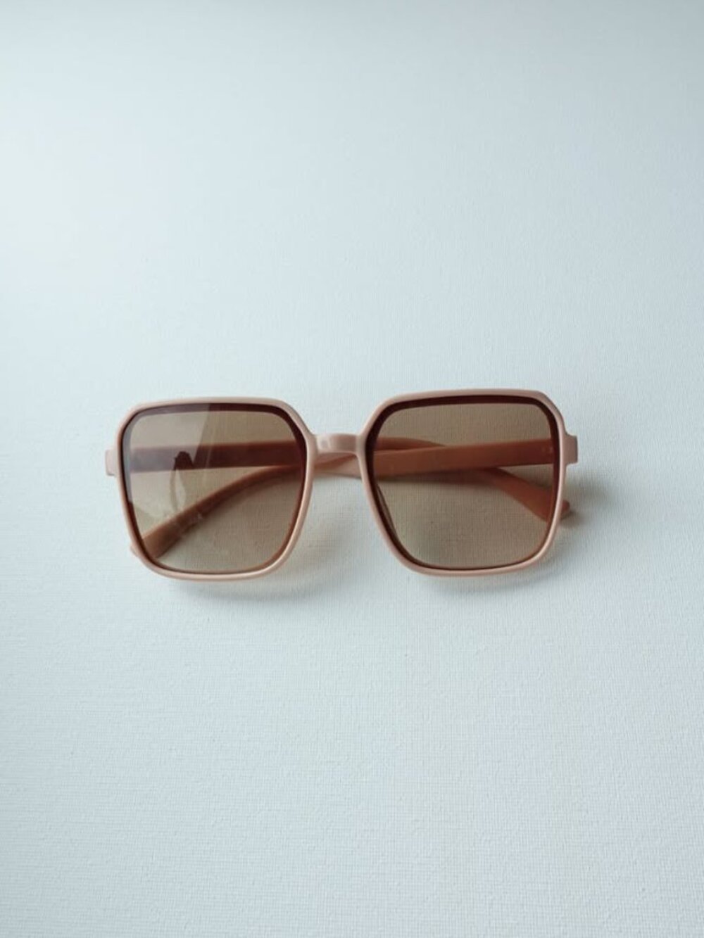 NEW Sunglasses - Style 17